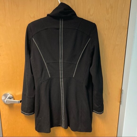 RIANI Sz 10 Light Jacket with Embellishments and Pockets Made in Poland - Picture 11 of 14